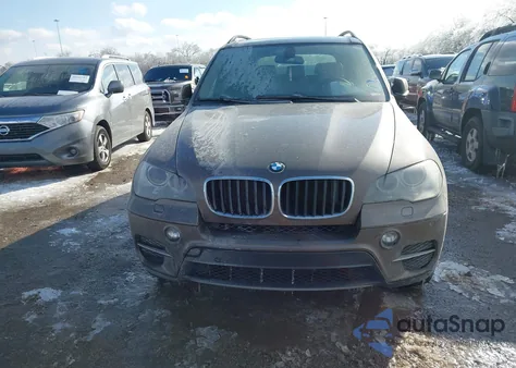 2012 BMW X5 xDrive35I/xDrive35I Premium/xDrive35I Sport Activity z USA, uszkodzony, nr VIN 5UXZV4C59CL988873